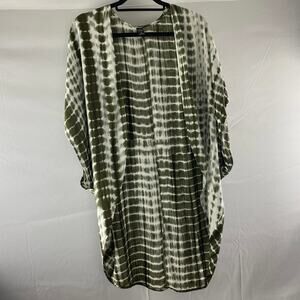 Emery Rose Green and White Kimono, Size: XL, Height 37, Pit-to-pit 27